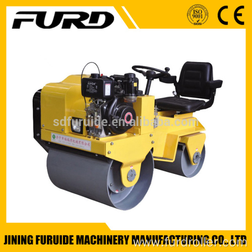 800kg Ride-on Tandem Drum Vibratory Road Roller for Sale (FYL-850)